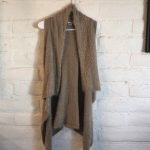 Lightweight shaggy vest.  Size S/M.